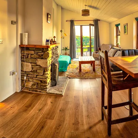 Apartment Near To Cozy With A View