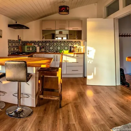 Apartment Near To Cozy With A View *